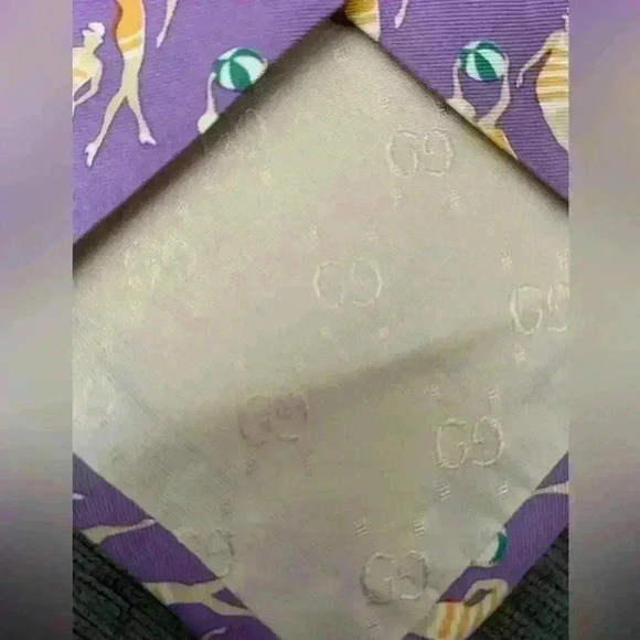 Gucci Tie - Picture 4 of 5